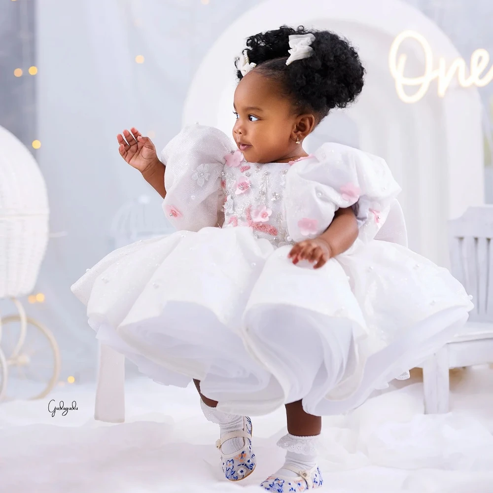 White Flower Girl Dresses for Wedding Customized Sequined Short Sleeve A-Line lace Appliques Little Girls Birthday Party Gown
White Flower Girl Dresses for Wedding Customized Sequined Short Sleeve A-Line lace Appliques Little Girls Birthday Party Gown