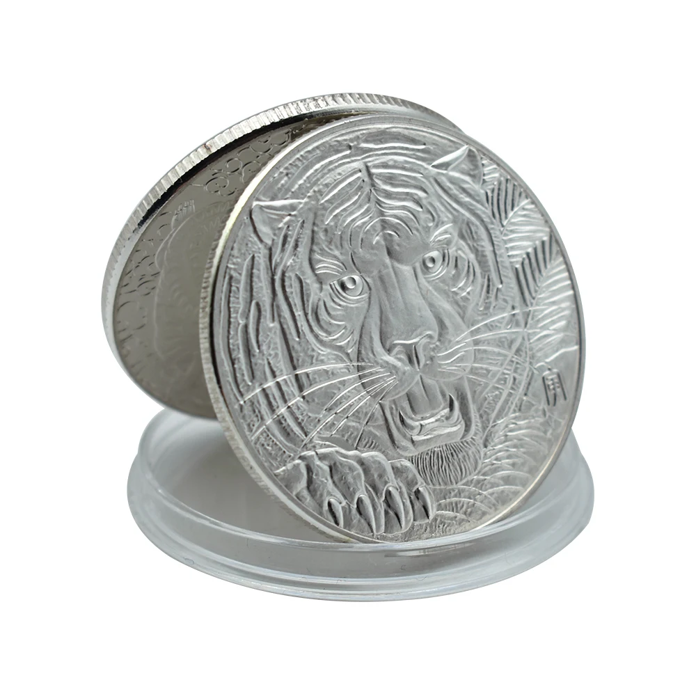Beautiful Sliver Metal Auspicious Tiger Commemorative Coin with Plastic Case Art Collection Commemorative Coin Collectibles
Beautiful Sliver Metal Auspicious Tiger Commemorative Coin with Plastic Case Art Collection Commemorative Coin Collectibles