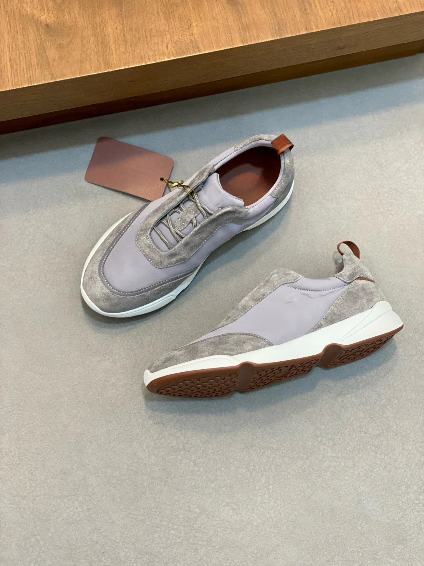 Advanced sports shoes Fashion casual shoes Exquisite design comfortable fabric urban fashion ultra-lightweight boutique fashion
Advanced sports shoes Fashion casual shoes Exquisite design comfortable fabric urban fashion ultra-lightweight boutique fashion