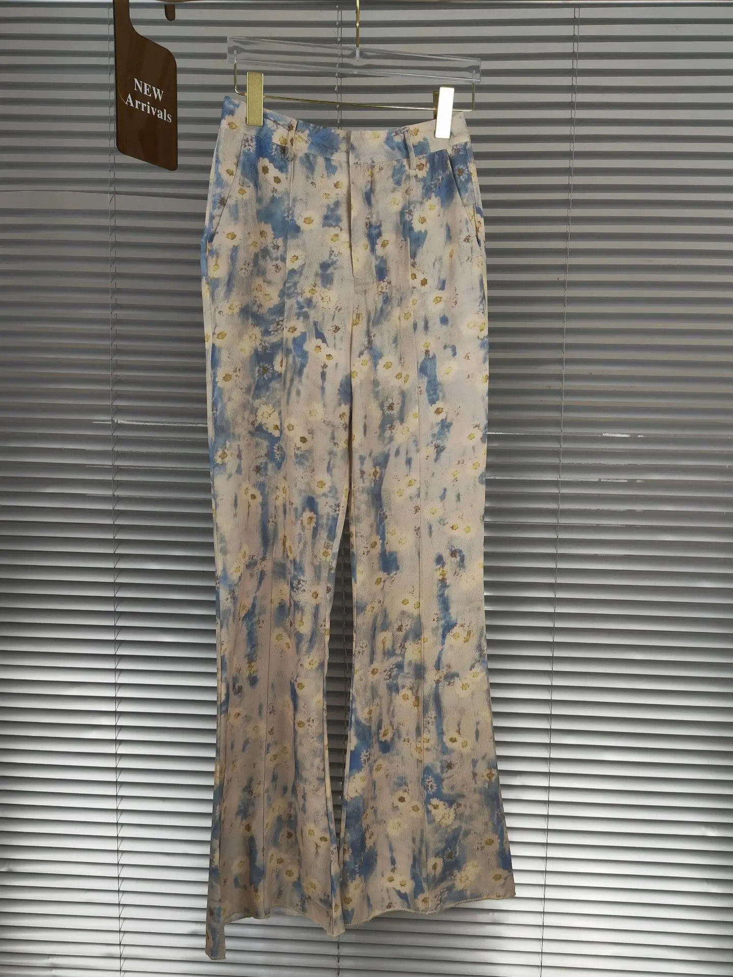 Daisy Print Suit Pants for Women's Summer High Waist Straight Barrel Flare Trousers Small Narrow Wide Leg Drop Pants 2023 New
Daisy Print Suit Pants for Women's Summer High Waist Straight Barrel Flare Trousers Small Narrow Wide Leg Drop Pants 2023 New