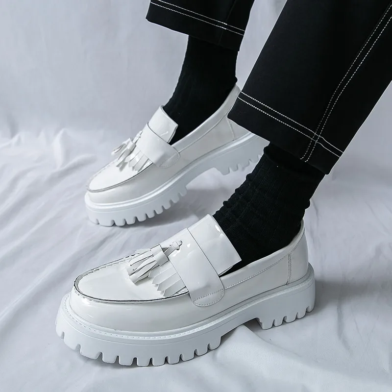 Fashion White Tassel Men's Loafers Large Size 46 British Style Chunky Shoes Man Casual Business Leather Shoes For Man Moccasins
Fashion White Tassel Men's Loafers Large Size 46 British Style Chunky Shoes Man Casual Business Leather Shoes For Man Moccasins