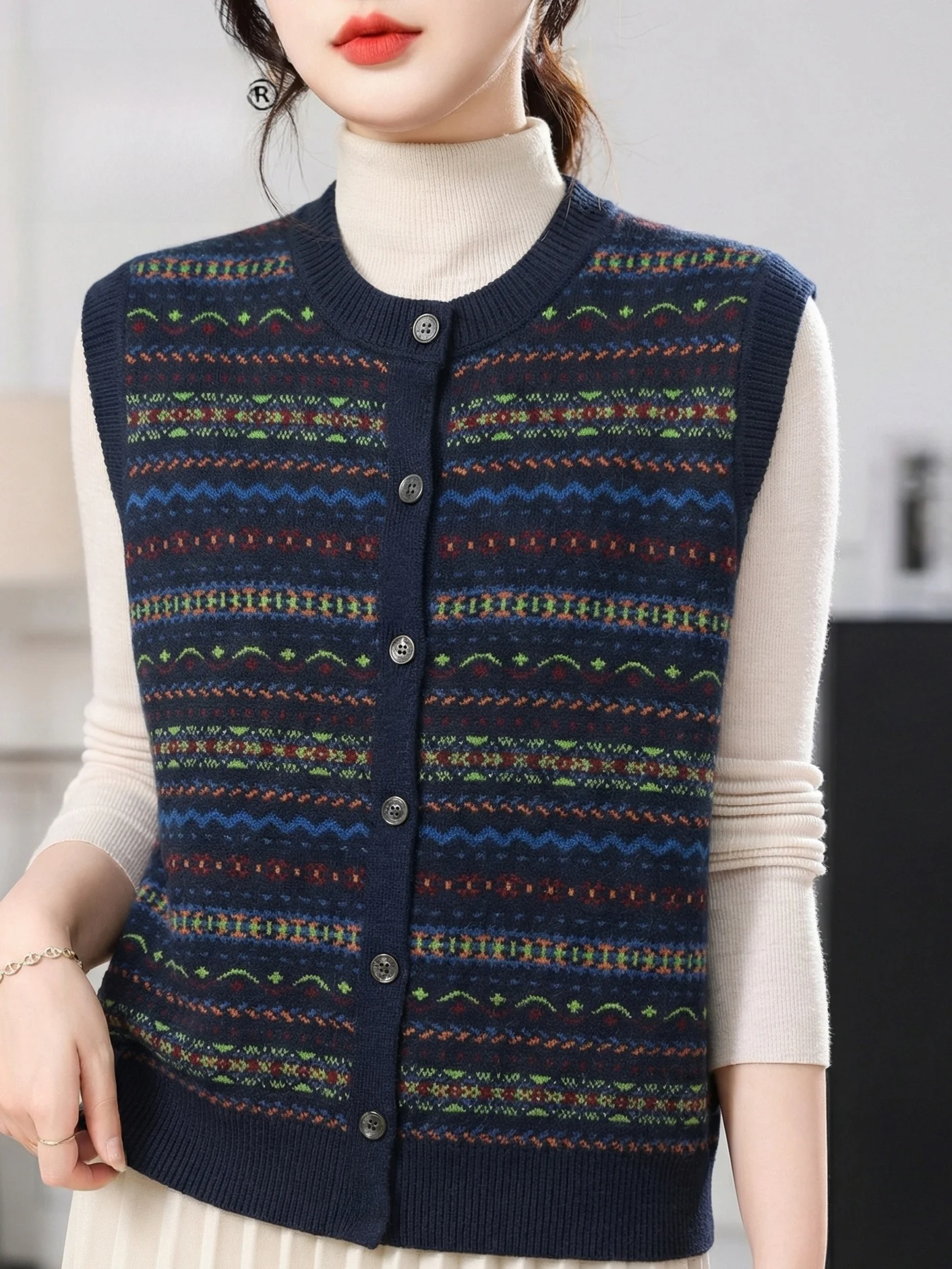 Retro Knitted Floral Vest Women's round Neck Button Cardigan Fashionable Elderly Warmth Polyester Fiber Zipper Closure Vest
Retro Knitted Floral Vest Women's round Neck Button Cardigan Fashionable Elderly Warmth Polyester Fiber Zipper Closure Vest