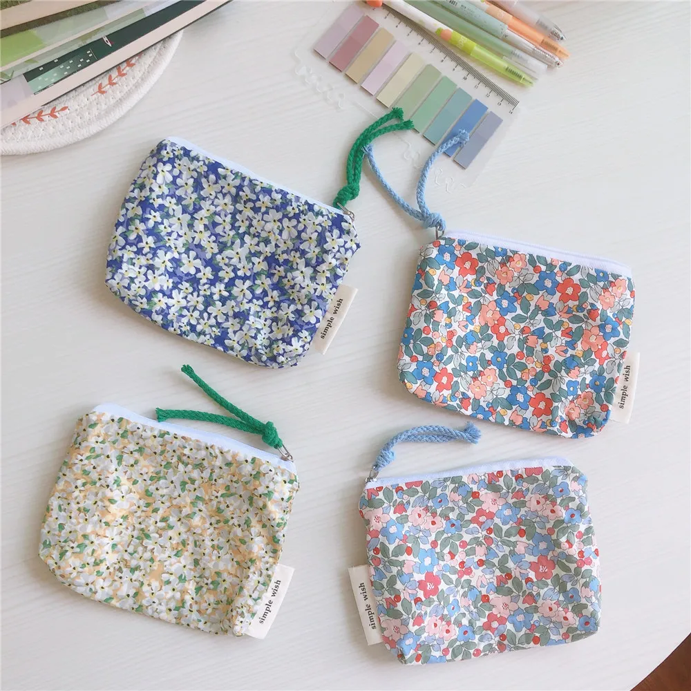 Koren Fresh Floral Print Coin Purse Mini Storage Small Cloth Bag Headphone Bag Travel Cosmetic Pouch Make Up Storage Bag
Koren Fresh Floral Print Coin Purse Mini Storage Small Cloth Bag Headphone Bag Travel Cosmetic Pouch Make Up Storage Bag