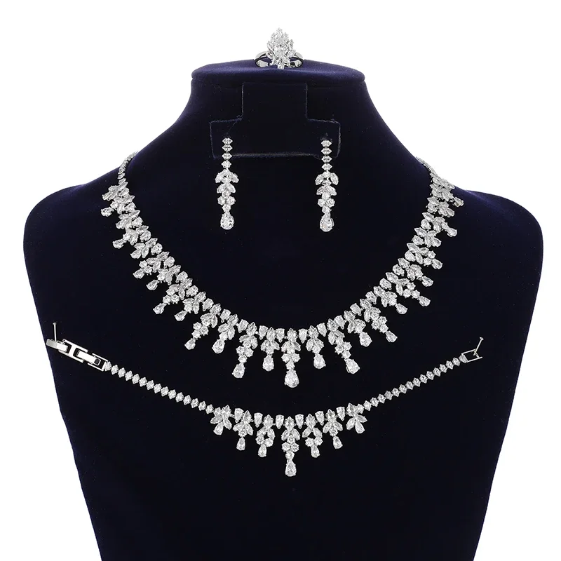 Jewelry Set HADIYANA Dubai Bridal Necklace Bracelet Ring Earring Set Women's Boutique Gift BN8224 Christmas Day Gifts
Jewelry Set HADIYANA Dubai Bridal Necklace Bracelet Ring Earring Set Women's Boutique Gift BN8224 Christmas Day Gifts