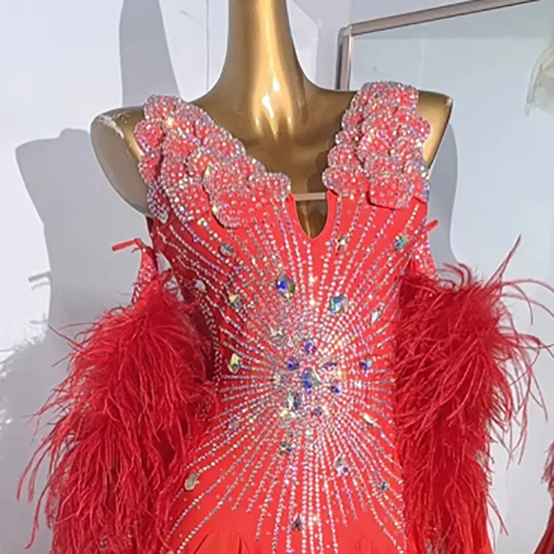 Платье для латинских танцев для взрослых и детей, высококачественная красная современная юбка со стразами на заказ, женская профессиональная одежда для танго
Платье для латинских танцев для взрослых и детей, высококачественная красная современная юбка со стразами на заказ, женская профессиональная одежда для танго