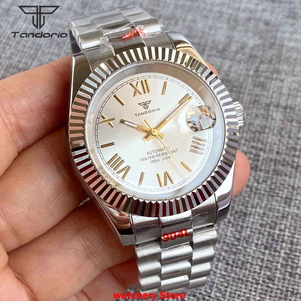 Tandorio 36mm/39mm NH35A Automatic Watches For Men Dive Date White Dial Gold Roman Number Sapphire Glass Steel Bracelet
Tandorio 36mm/39mm NH35A Automatic Watches For Men Dive Date White Dial Gold Roman Number Sapphire Glass Steel Bracelet