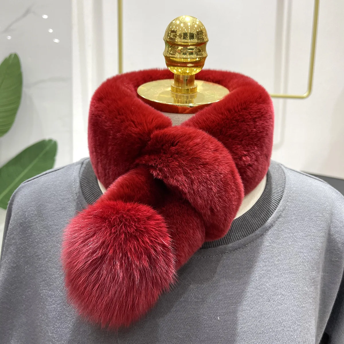 Новый шарф из лисьего меха кролика, женский зимний теплый мягкий меховой шарф, повседневные женские уличные теплые шарфы для шеи, воротник
Новый шарф из лисьего меха кролика, женский зимний теплый мягкий меховой шарф, повседневные женские уличные теплые шарфы для шеи, воротник