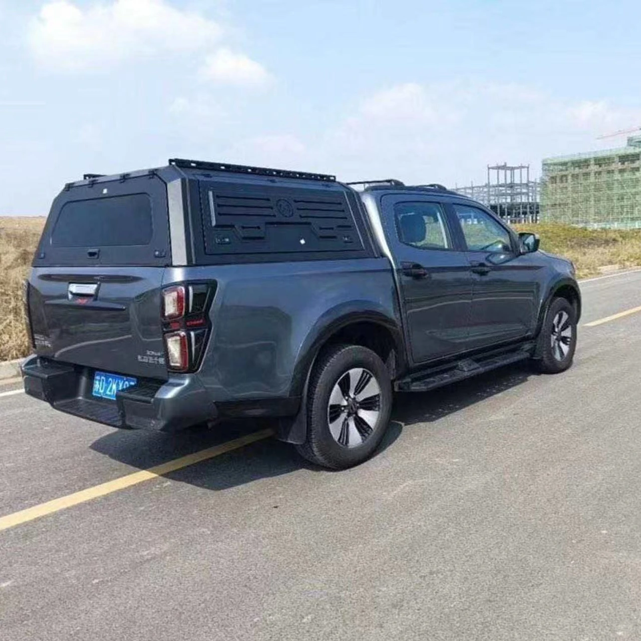 4x4 offroad Waterproof Steel Hard Top Canopy Pickup Truck Topper Camper side steps For Maxus LDV T60 Mega tub long bed
4x4 offroad Waterproof Steel Hard Top Canopy Pickup Truck Topper Camper side steps For Maxus LDV T60 Mega tub long bed