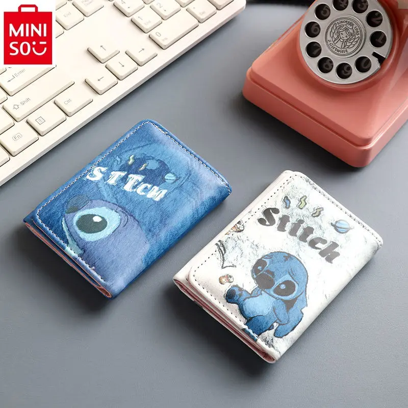 MINISO 2024 новая короткая сумка для монет Disney, сумка для карт, милый Высококачественный многофункциональный кошелек из искусственной кожи для студентов
MINISO 2024 новая короткая сумка для монет Disney, сумка для карт, милый Высококачественный многофункциональный кошелек из искусственной кожи для студентов