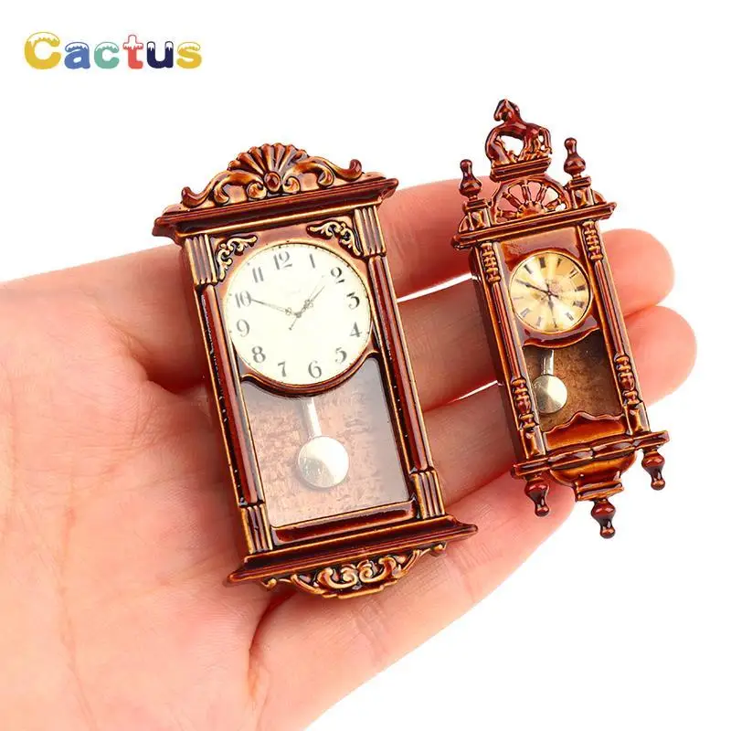1PC 1:12 Dollhouse Miniature Wall Clock Doll House Miniaturas Home Decor Accessor Alarm Clock Toy Pretend Play Furniture Toys
1PC 1:12 Dollhouse Miniature Wall Clock Doll House Miniaturas Home Decor Accessor Alarm Clock Toy Pretend Play Furniture Toys