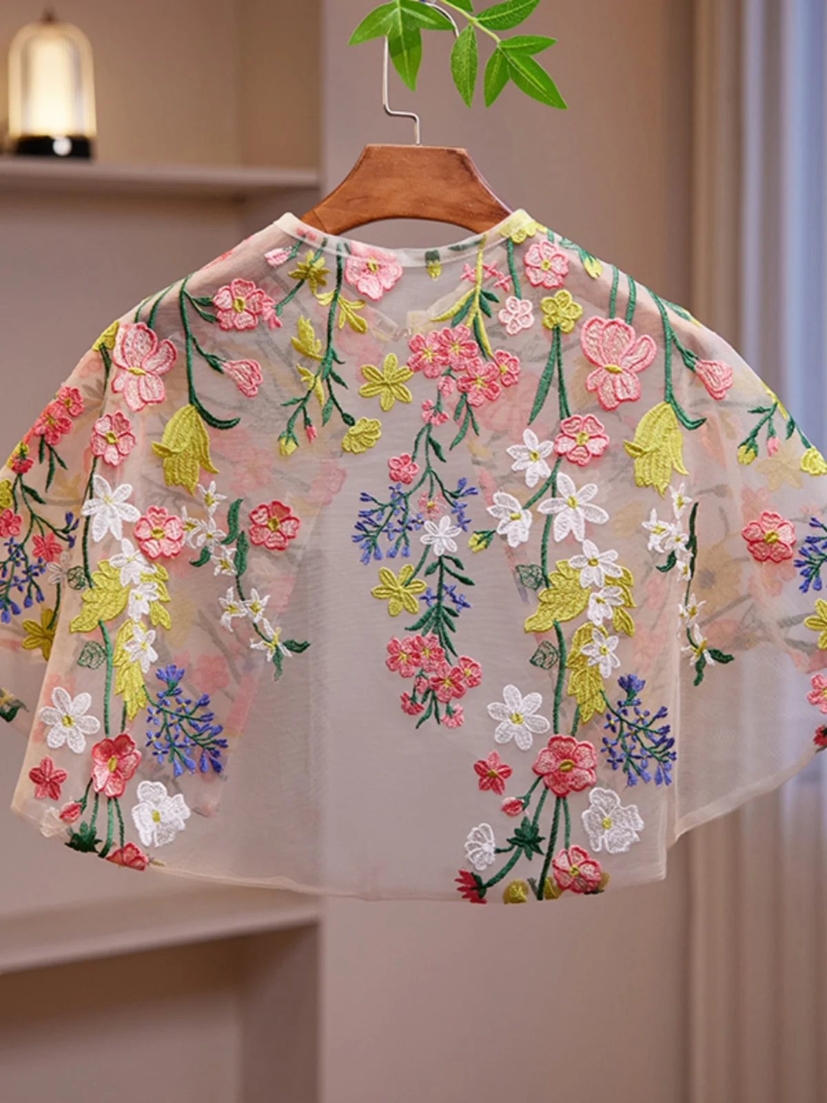 New Sle Small Fraance Wind Lace oulder awl Versatile Jaet Sunscreen Cloak Blouse Women's Strapl Polyester F...
New Sle Small Fraance Wind Lace oulder awl Versatile Jaet Sunscreen Cloak Blouse Women's Strapl Polyester F...