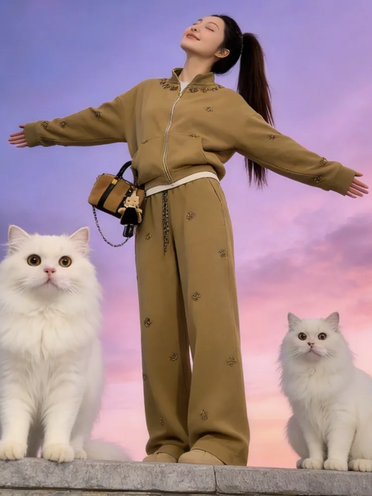 Стильный повседневный спортивный костюм для женщин: зимний антивозрастной комплект премиум-класса в корейском стиле — топ и брюки с широкими штанинами, двойка
Стильный повседневный спортивный костюм для женщин: зимний антивозрастной комплект премиум-класса в корейском стиле — топ и брюки с широкими штанинами, двойка