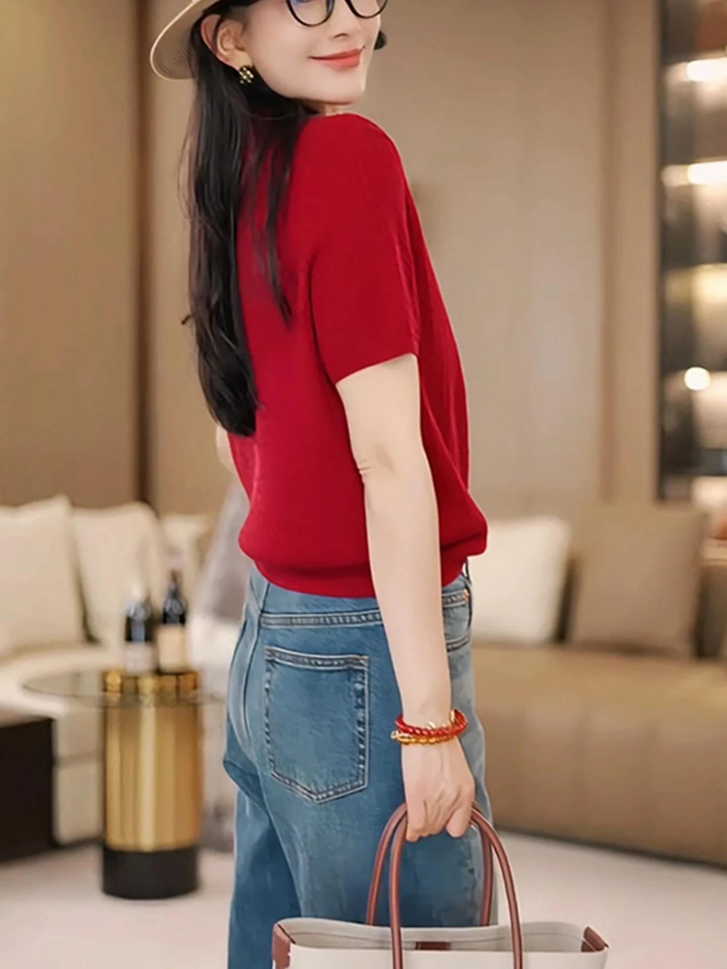 Летний женский трикотажный топ с цветовыми блоками в корейском стиле, прямого кроя, базовый, для повседневной носки
Летний женский трикотажный топ с цветовыми блоками в корейском стиле, прямого кроя, базовый, для повседневной носки