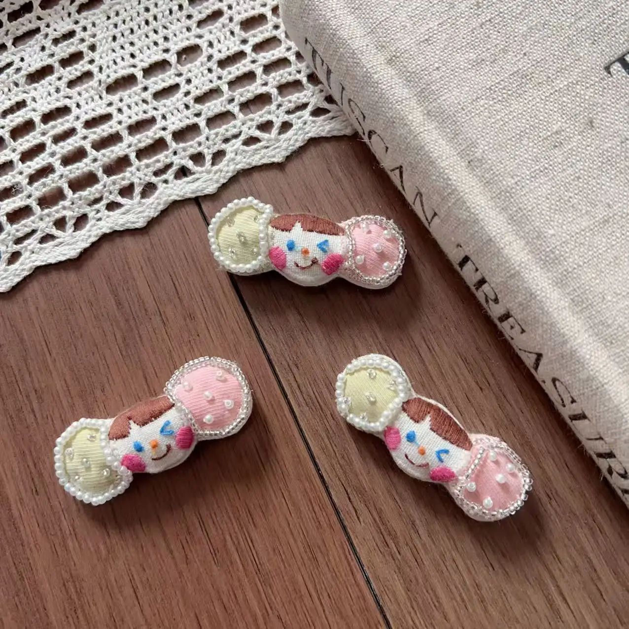 Cotton Stuffed Beaded Doll Three Ring Hair Clasp DIY Craft Embellishment for Socks Shoes Bag Garment Trim Premium
Cotton Stuffed Beaded Doll Three Ring Hair Clasp DIY Craft Embellishment for Socks Shoes Bag Garment Trim Premium