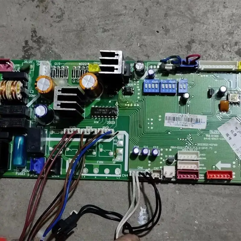 Original air conditioner disassembly motherboard computer board 202302140760 MDV-D22T2. D.1.7.1.1-1
Original air conditioner disassembly motherboard computer board 202302140760 MDV-D22T2. D.1.7.1.1-1