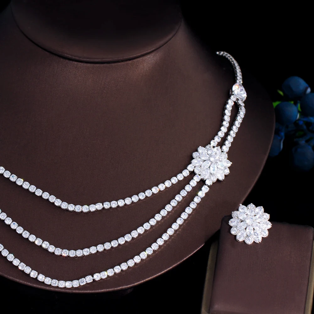 ThreeGraces Elegant Shiny Zirconia Flower Stud Earrings and Necklace Bridal Wedding Evening Party Jewelry Set for Women TZ975
ThreeGraces Elegant Shiny Zirconia Flower Stud Earrings and Necklace Bridal Wedding Evening Party Jewelry Set for Women TZ975