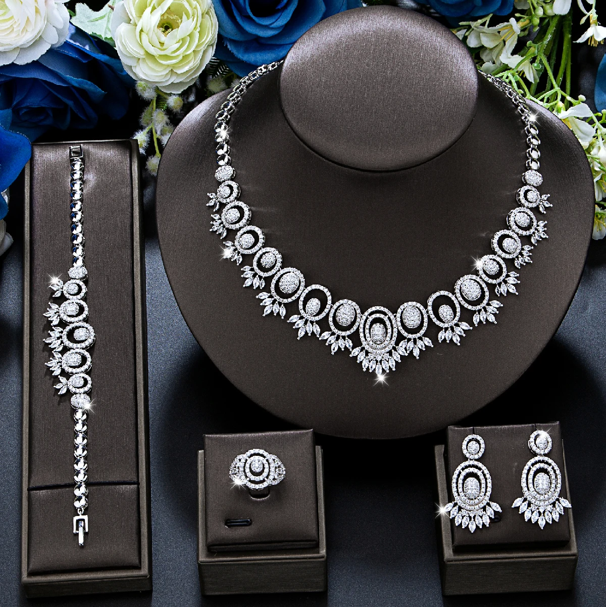 4-piece set of luxury necklaces, earrings, bracelets, rings, accessories, women's bohemian luxury jewelry, wedding parties
4-piece set of luxury necklaces, earrings, bracelets, rings, accessories, women's bohemian luxury jewelry, wedding parties