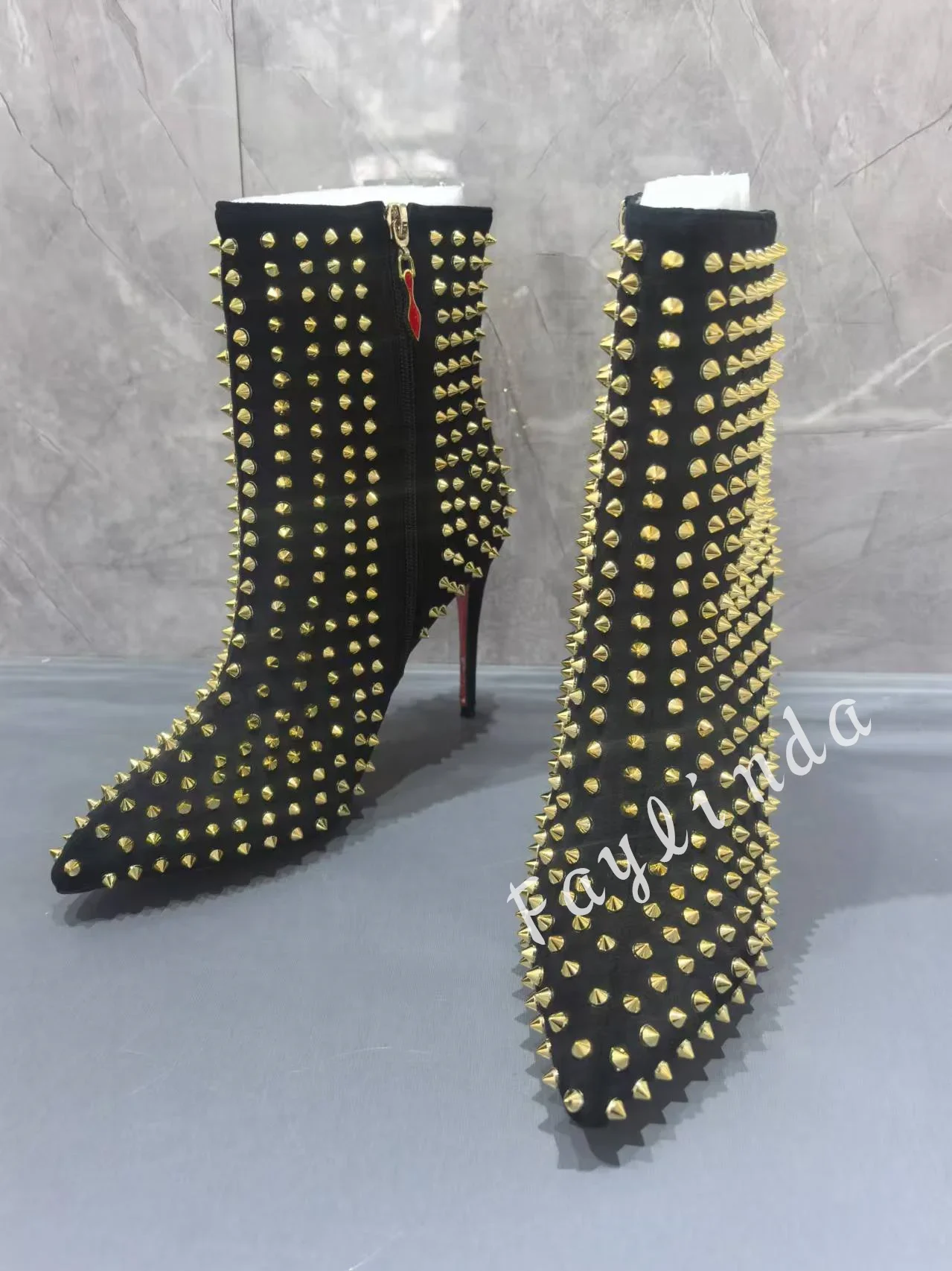 Rivet Ankle Boots Point Toe Thin Heels Zipper Botas Mujer Motorcycle Botines Para Mujeres Designer Women Shoes Cozy Botines
Rivet Ankle Boots Point Toe Thin Heels Zipper Botas Mujer Motorcycle Botines Para Mujeres Designer Women Shoes Cozy Botines