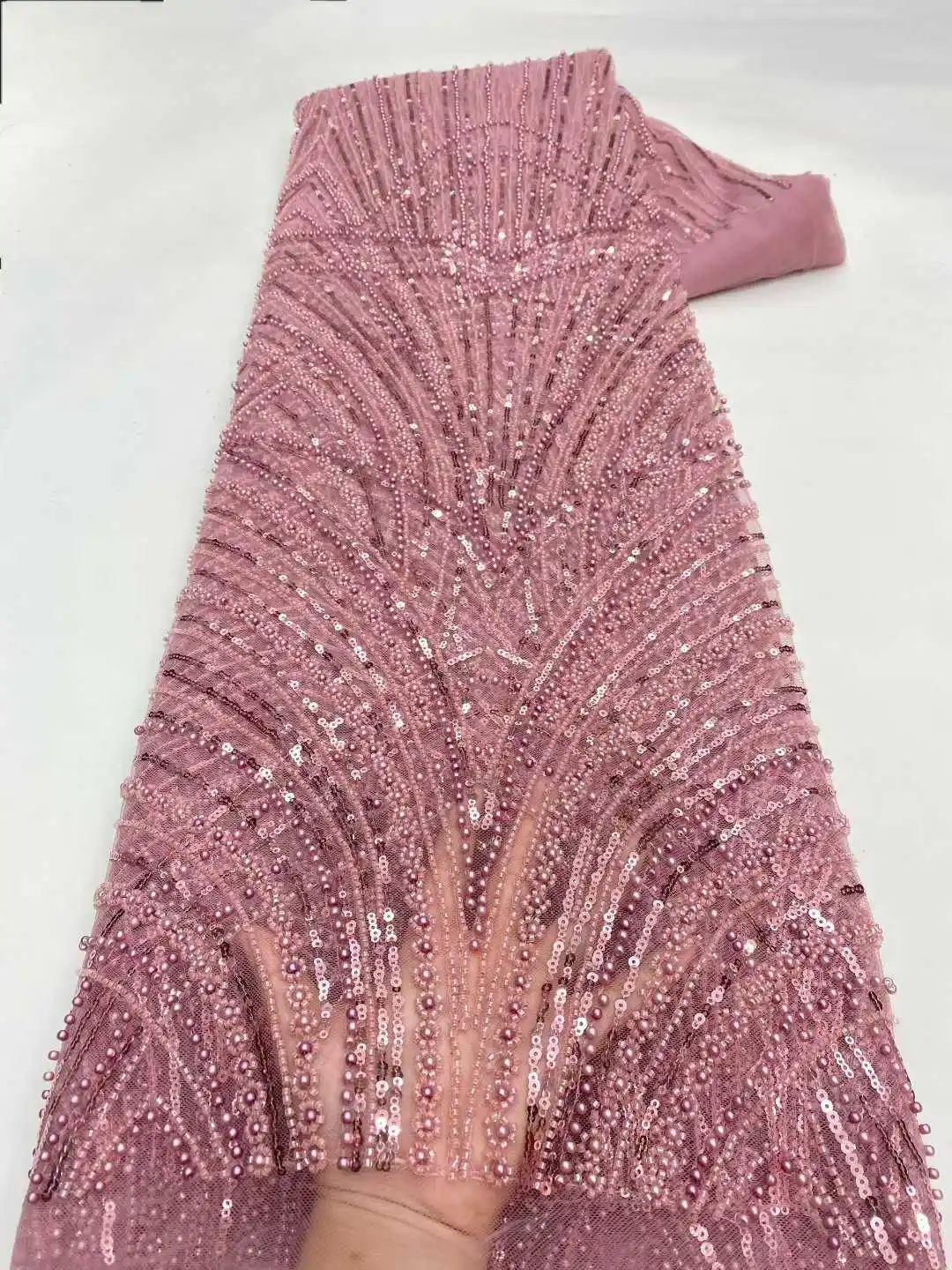 OLOEY African Luxury Beaded Tulle Lace Fabric 2026 Nigerian Handmade Heavy Sequins Pearls Lace Fabric Fro Bridal Wedding Dresses
OLOEY African Luxury Beaded Tulle Lace Fabric 2026 Nigerian Handmade Heavy Sequins Pearls Lace Fabric Fro Bridal Wedding Dresses