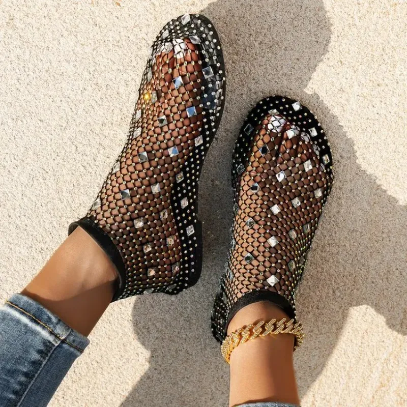 XIHAHA Summer Women's New Round Toe Flat Bottom Sandals Hollow Short Boots Water Diamond Sexy Flat Bottom Banquet Slippers
XIHAHA Summer Women's New Round Toe Flat Bottom Sandals Hollow Short Boots Water Diamond Sexy Flat Bottom Banquet Slippers