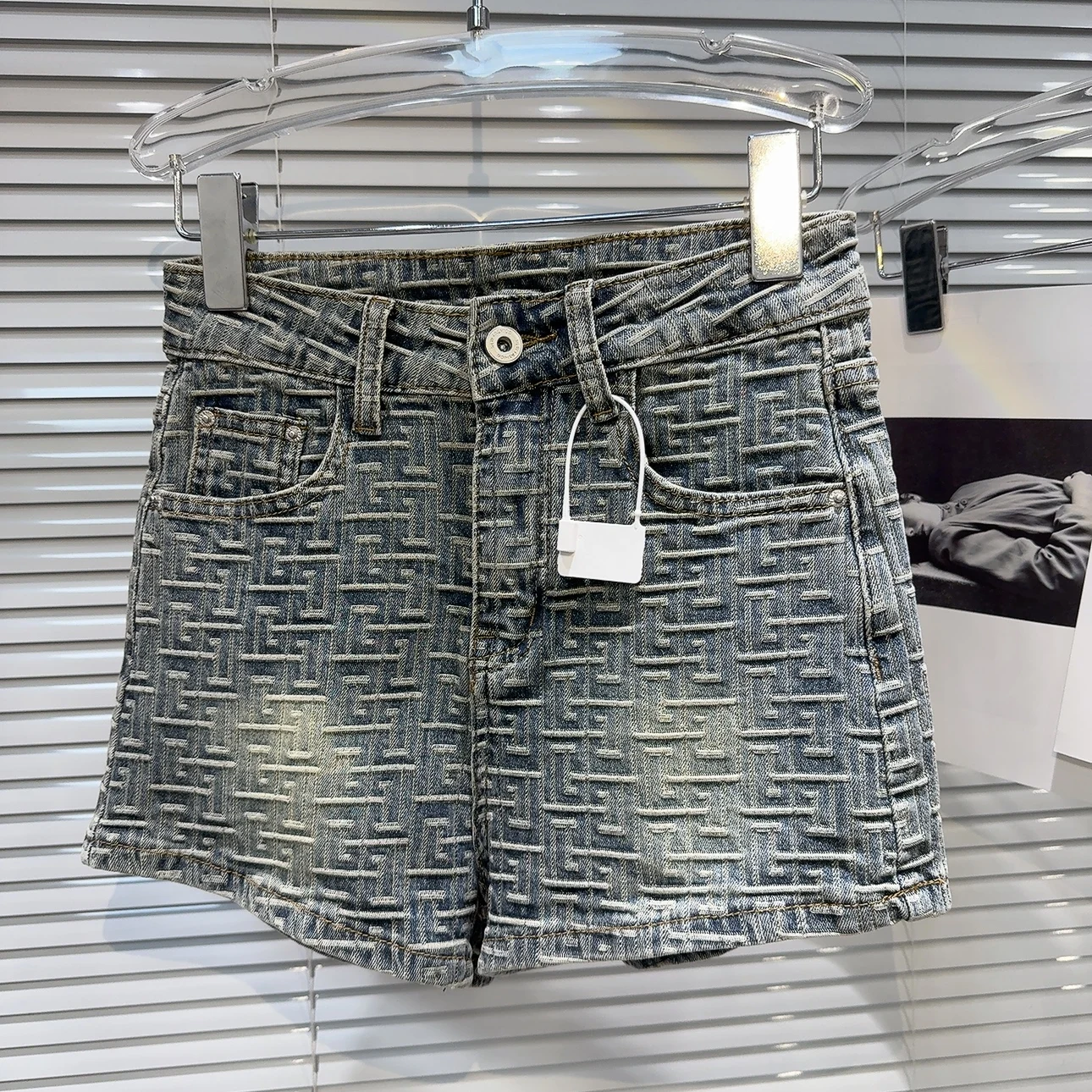 Women Chic High Waist Jean Shorts Summer Skinny Hot Pants Party Y2k Fashion Sexy Blue Ripped Denim Shorts Cotton Vintage
Women Chic High Waist Jean Shorts Summer Skinny Hot Pants Party Y2k Fashion Sexy Blue Ripped Denim Shorts Cotton Vintage
