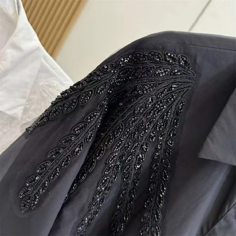 Luxury Sequins Embroidery Cotton Blouses Shirts For Women 's Trend New Fashion Loose Casual Tops Blusas Office Ladies Shirt Tops
Luxury Sequins Embroidery Cotton Blouses Shirts For Women 's Trend New Fashion Loose Casual Tops Blusas Office Ladies Shirt Tops