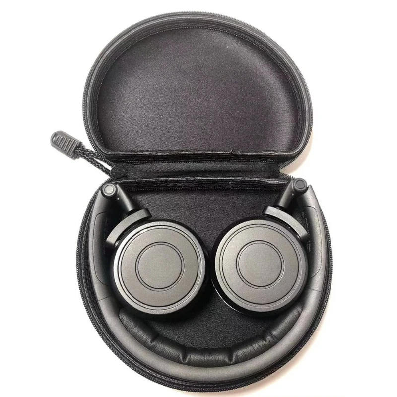 1PC for Bentley wireless Bluetooth earphones for rear entertainment, adding a touch of sophistication to the show
1PC for Bentley wireless Bluetooth earphones for rear entertainment, adding a touch of sophistication to the show