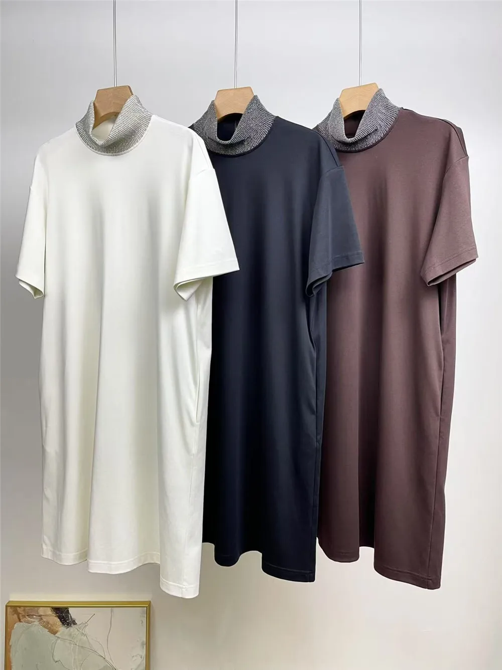 High Collar Beaded Cotton Short Sleeve Dress Women's Loose Covering Elegant Midi Dresses
High Collar Beaded Cotton Short Sleeve Dress Women's Loose Covering Elegant Midi Dresses