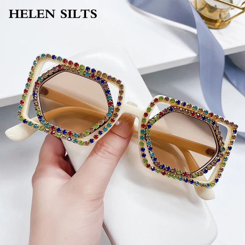 Luxury Brand Designer Diamond Hollow Square Sunglasses Women Vintage Fashion Sun Glasses Men Punk Double Color Shades UV400
Luxury Brand Designer Diamond Hollow Square Sunglasses Women Vintage Fashion Sun Glasses Men Punk Double Color Shades UV400