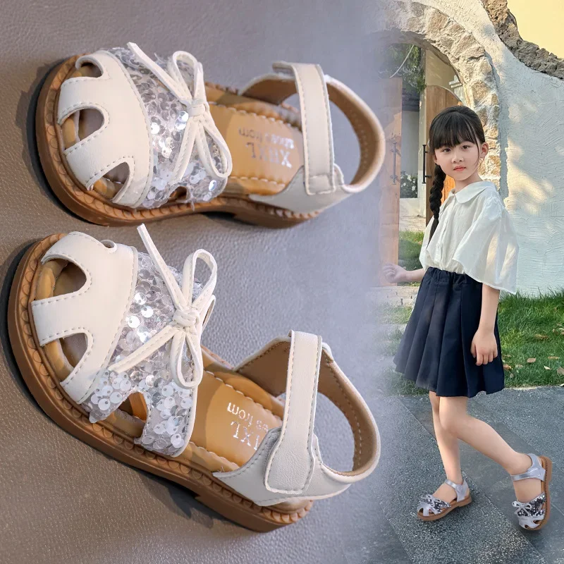 Children's Casual Sandals 2025 Summer New Fashion Girl Princess Shoes Soft Sole Breathable Baby Roman Sandals Kid's Beach Shoes
Children's Casual Sandals 2025 Summer New Fashion Girl Princess Shoes Soft Sole Breathable Baby Roman Sandals Kid's Beach Shoes