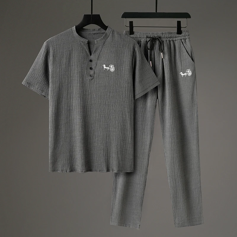 Ice Silk Short Sleeve T-Shirt Men's Summer Casual Sportswear Set High End Lightweight Summer Outfit Two Piece Set for Men
Ice Silk Short Sleeve T-Shirt Men's Summer Casual Sportswear Set High End Lightweight Summer Outfit Two Piece Set for Men
