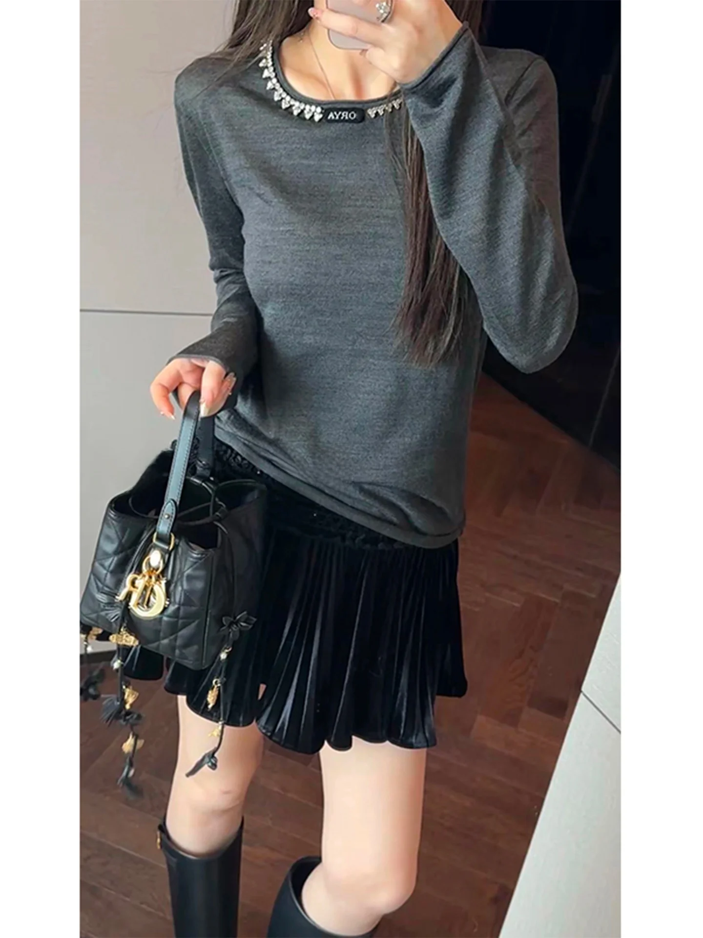 High-End Cashmere Diamond Patchwork Knitwear Women's Base Layer Shirt Lightweight Luxury Autumn Winter Fashion Mimius
High-End Cashmere Diamond Patchwork Knitwear Women's Base Layer Shirt Lightweight Luxury Autumn Winter Fashion Mimius