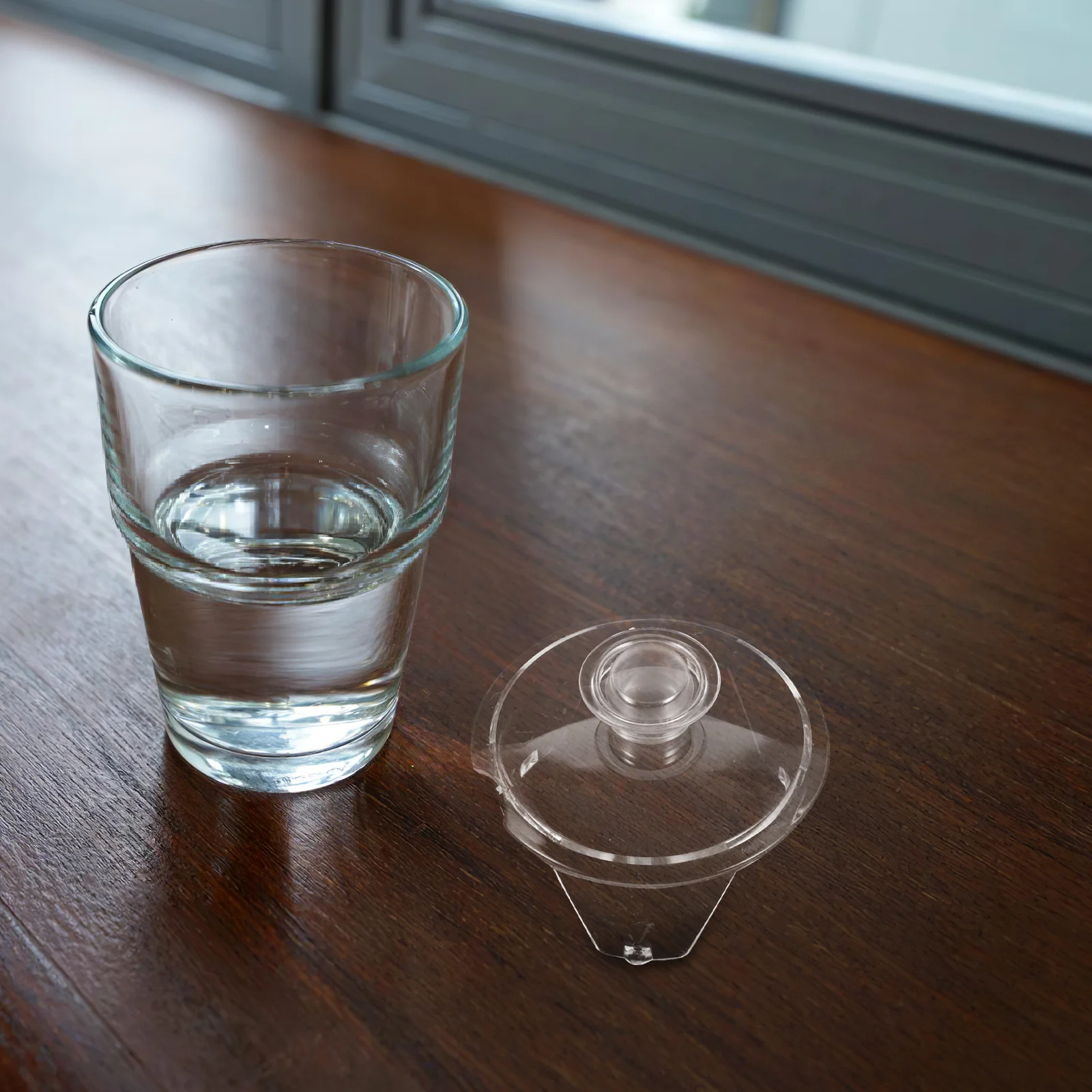 Water Pitcher Lid Transparent Acrylic Heat Resistant Replacement Cover for Glass Jug Beverage Carafe Water Bottle Cap Home
Water Pitcher Lid Transparent Acrylic Heat Resistant Replacement Cover for Glass Jug Beverage Carafe Water Bottle Cap Home