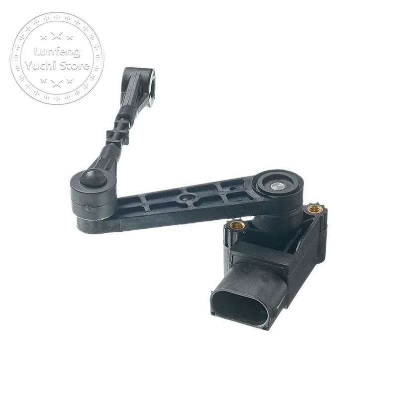 Left Headlight Range Adjustment Sensor For Land Rover L320 - LR020473, LR020474
Left Headlight Range Adjustment Sensor For Land Rover L320 - LR020473, LR020474