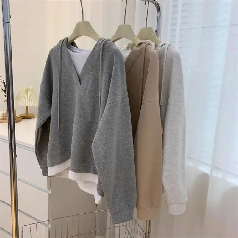 Korean Loose Casual Student Hooded Sweatshirt for Spring and Autumn New Fashion Women's Versatile Patchwork Tops Skin Friendly
Korean Loose Casual Student Hooded Sweatshirt for Spring and Autumn New Fashion Women's Versatile Patchwork Tops Skin Friendly