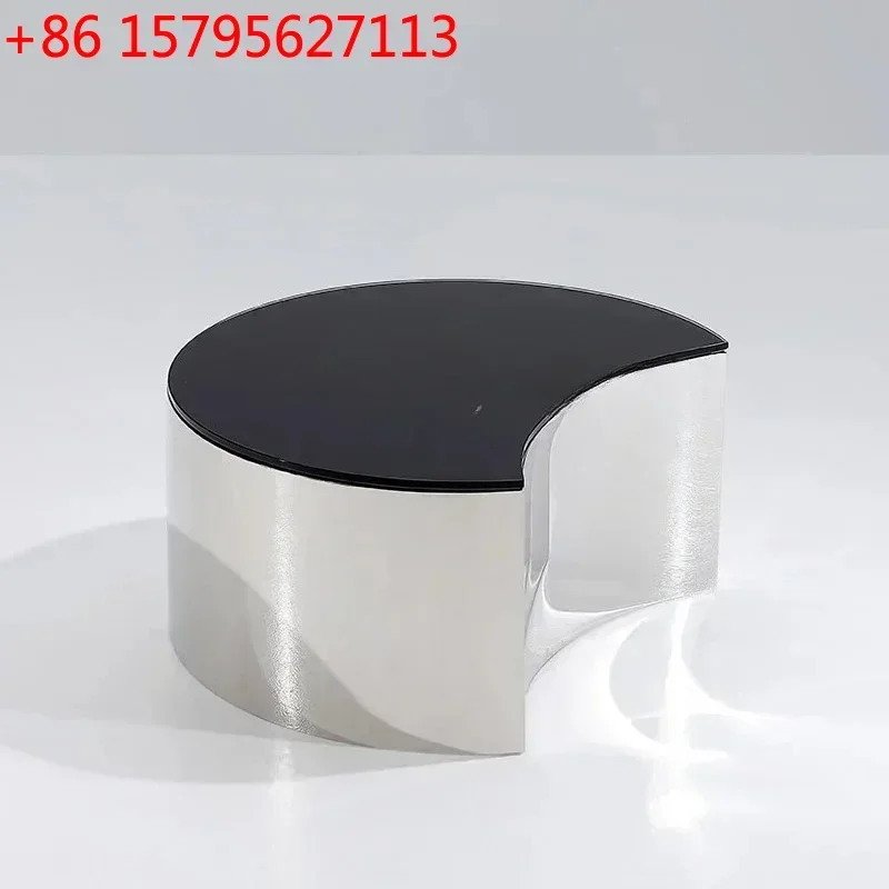 Итальянский минималистичный круглый журнальный столик из нержавеющей стали с закаленным стеклом для гостиной, класса люкс, дизайнерский
Итальянский минималистичный круглый журнальный столик из нержавеющей стали с закаленным стеклом для гостиной, класса люкс, дизайнерский