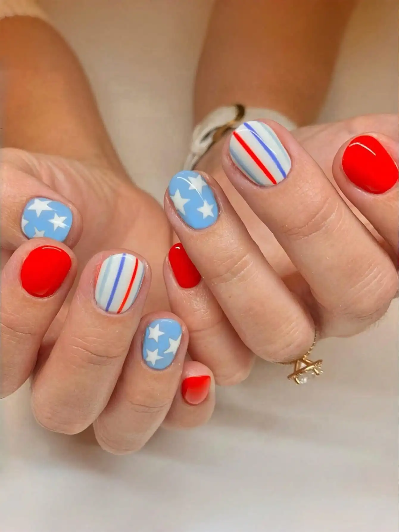 24 Pieces Red, White and Blue Star Print Nail Stickers, Patriotic Style False Nails With One
24 Pieces Red, White and Blue Star Print Nail Stickers, Patriotic Style False Nails With One