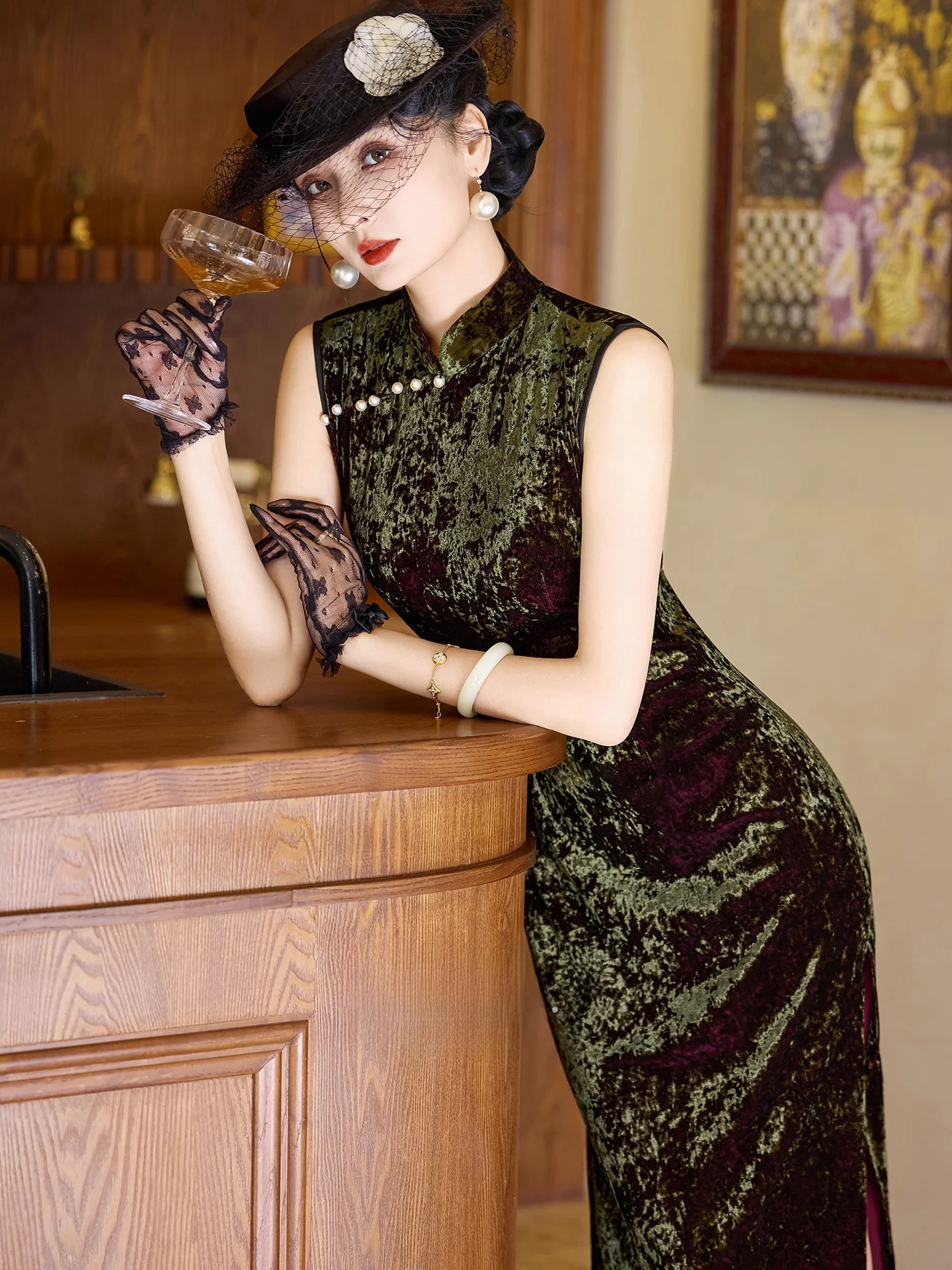 Young Modern Retro een Velvet Dr Ele Aosphere Year End Par Gown High Quali Daily Wear Long Gown
Young Modern Retro een Velvet Dr Ele Aosphere Year End Par Gown High Quali Daily Wear Long Gown