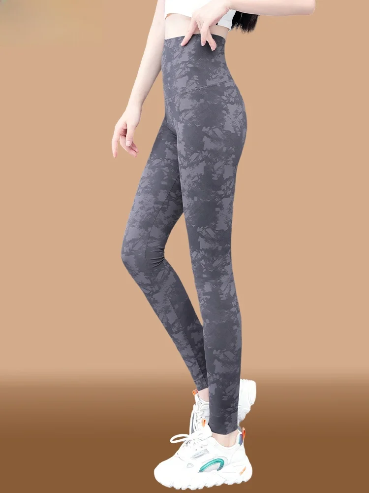 High-Waist Yoga Pants Women's Spring Autumn New Slimming Tummy Control Butt Lifting Shark Skin Elastic Base Layer Pants
High-Waist Yoga Pants Women's Spring Autumn New Slimming Tummy Control Butt Lifting Shark Skin Elastic Base Layer Pants