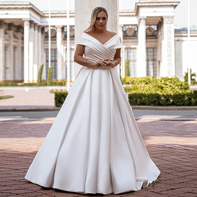 Satin Plus Size Off Shoulder Wedding Dress Women Sexy V-Neck Pleated White Vestido De Noiva Prom Dress Party Bridal Gown Robe De
Satin Plus Size Off Shoulder Wedding Dress Women Sexy V-Neck Pleated White Vestido De Noiva Prom Dress Party Bridal Gown Robe De
