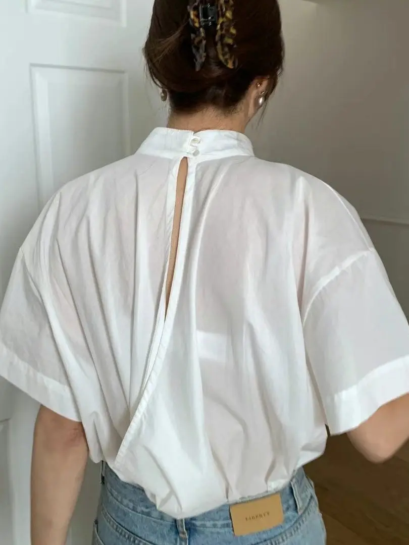 Dongda Gate Women's Shirt Hollow out Back Design Stand Collar Short Sleeve Cotton Casual Top French Style Loose Fit Cool Sens...
Dongda Gate Women's Shirt Hollow out Back Design Stand Collar Short Sleeve Cotton Casual Top French Style Loose Fit Cool Sens...