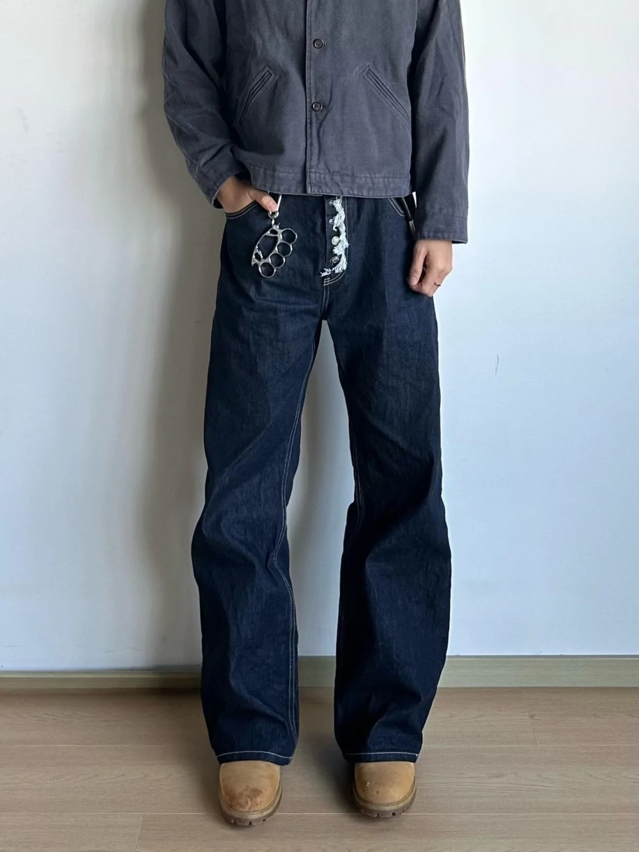 Мужские джинсы Cleanfit American High Street Original черные свободные широкие прямые брюки с пятью кольцевыми пряжками для повседневной носки
Мужские джинсы Cleanfit American High Street Original черные свободные широкие прямые брюки с пятью кольцевыми пряжками для повседневной носки