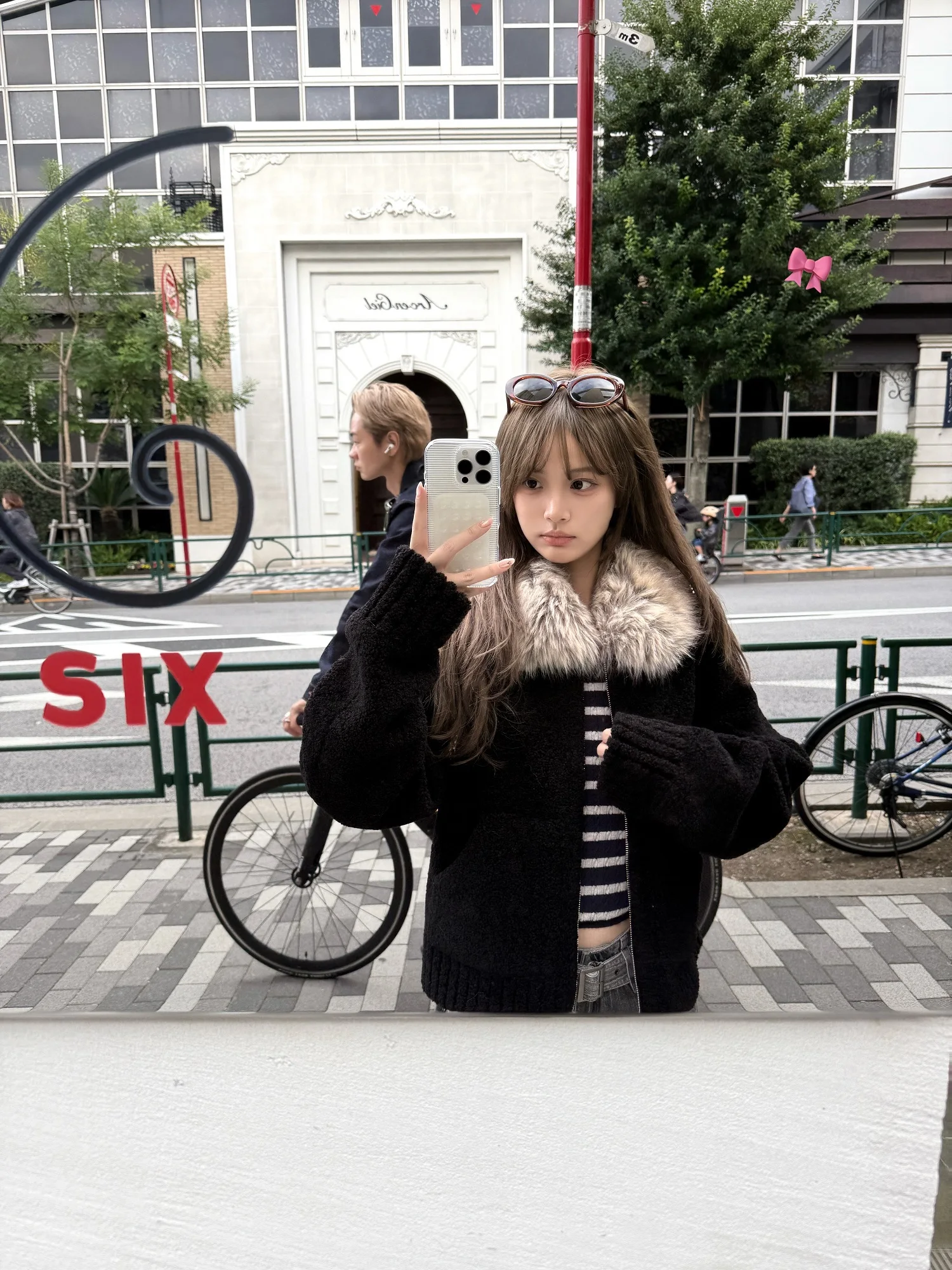 Утепленная женская куртка с воротником из овечьей шерсти, осенне-зимняя верхняя одежда, модная ветровка для повседневной носки
Утепленная женская куртка с воротником из овечьей шерсти, осенне-зимняя верхняя одежда, модная ветровка для повседневной носки