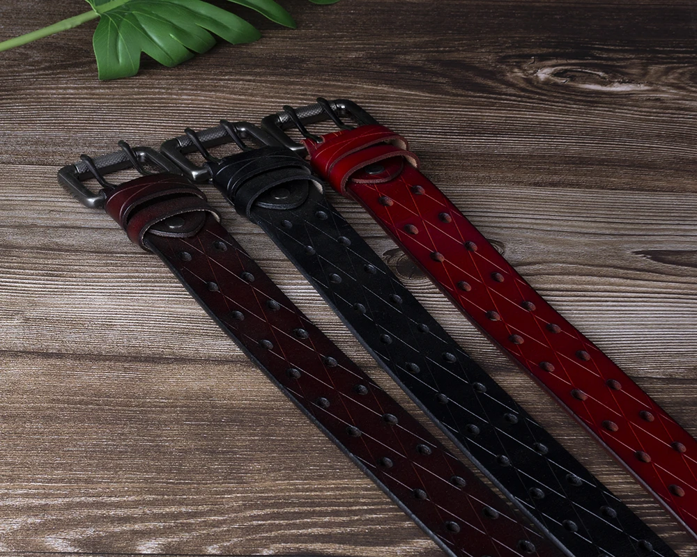 A men's and women's casual retro belt Western style PU leather belt with metal buckle, suitable for daily work wear
A men's and women's casual retro belt Western style PU leather belt with metal buckle, suitable for daily work wear