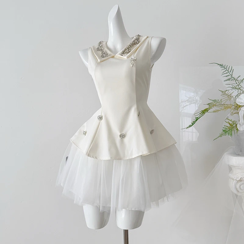 Luxury Beige A-Line Dress Sleeveless High Waist Elegant Korean Fashion Beaded Turn-down Collar Short Dress Mesh Dresses Ladies
Luxury Beige A-Line Dress Sleeveless High Waist Elegant Korean Fashion Beaded Turn-down Collar Short Dress Mesh Dresses Ladies