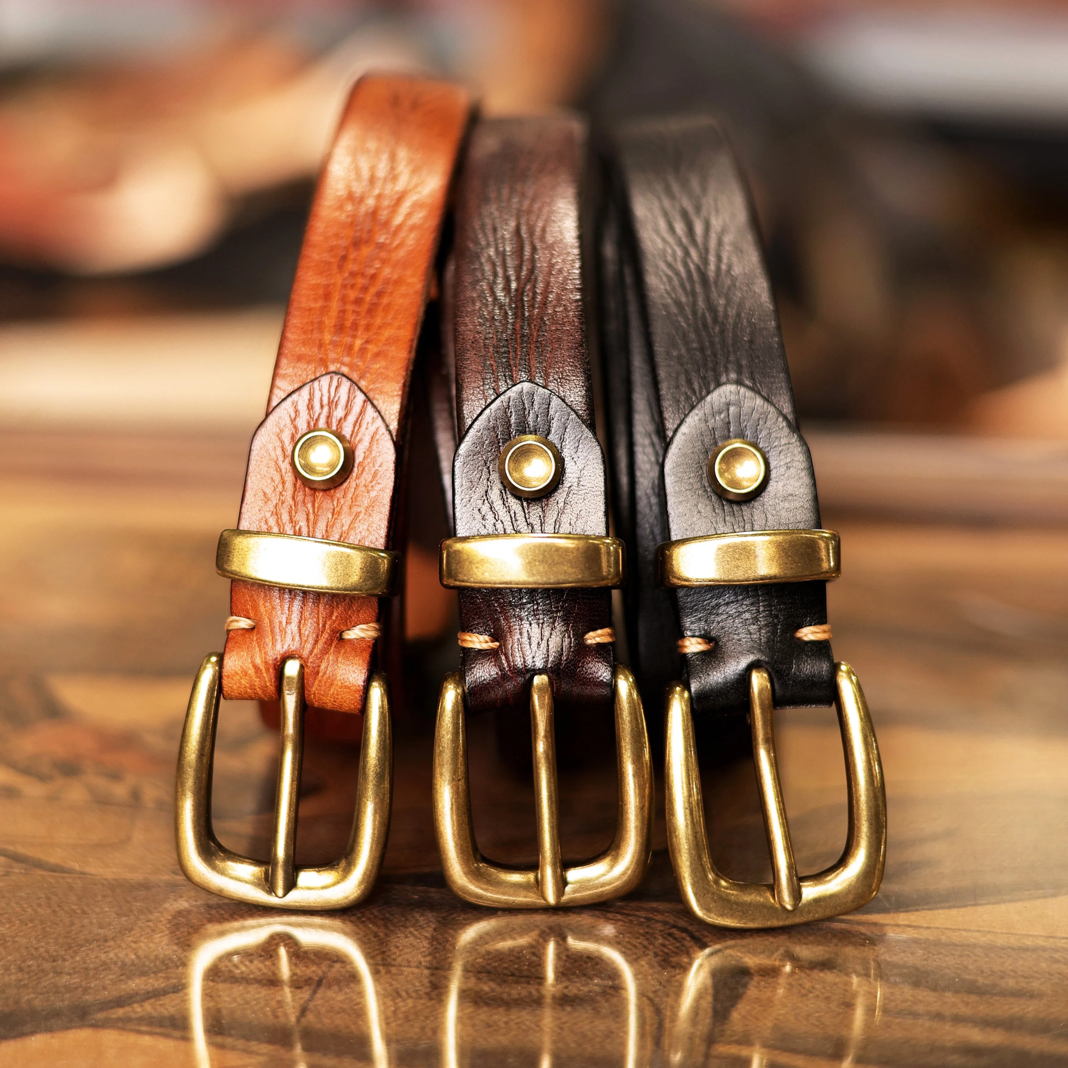 Vintage Washed Distressed Top Layer Leather Belt 2.3cm Narrow Unisex Copper Buckle Adjustable Genuine Leather Jeans Waist Belt
Vintage Washed Distressed Top Layer Leather Belt 2.3cm Narrow Unisex Copper Buckle Adjustable Genuine Leather Jeans Waist Belt