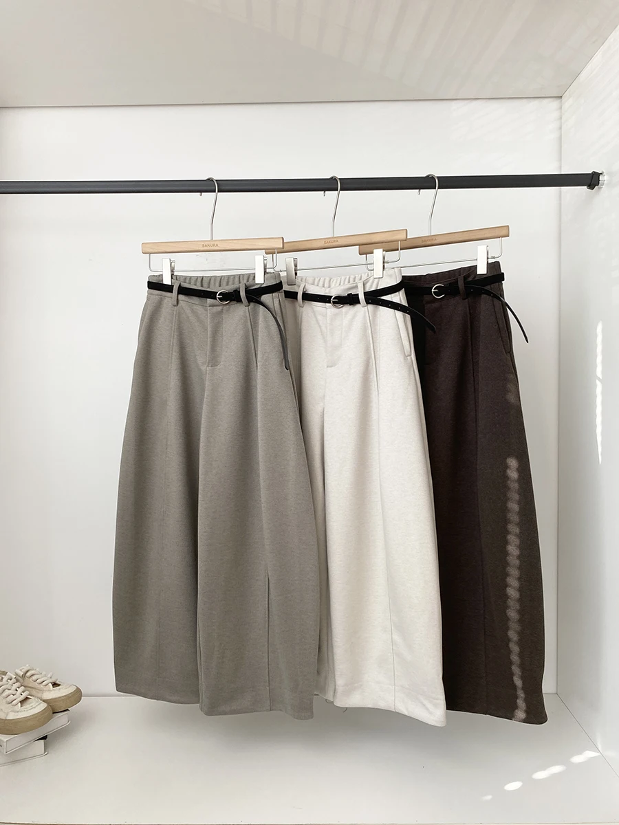 High Waist Wide Leg Knife Pleat Woolen Trousers for Women Autumn Winter New Style American Retro Casual Fashion Loose Fit
High Waist Wide Leg Knife Pleat Woolen Trousers for Women Autumn Winter New Style American Retro Casual Fashion Loose Fit