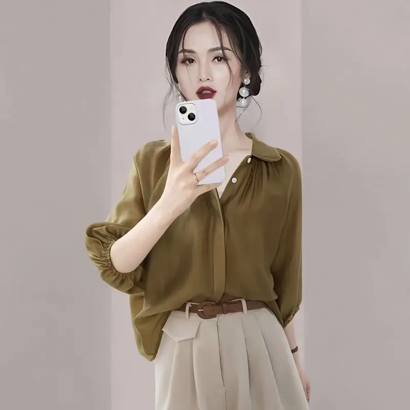 Temperament Thin Loose Shirt Tops Summer New Polo Neck Half Sleeve Solid All-match Office Blouse Fashion Vintage Women Clothing
Temperament Thin Loose Shirt Tops Summer New Polo Neck Half Sleeve Solid All-match Office Blouse Fashion Vintage Women Clothing
