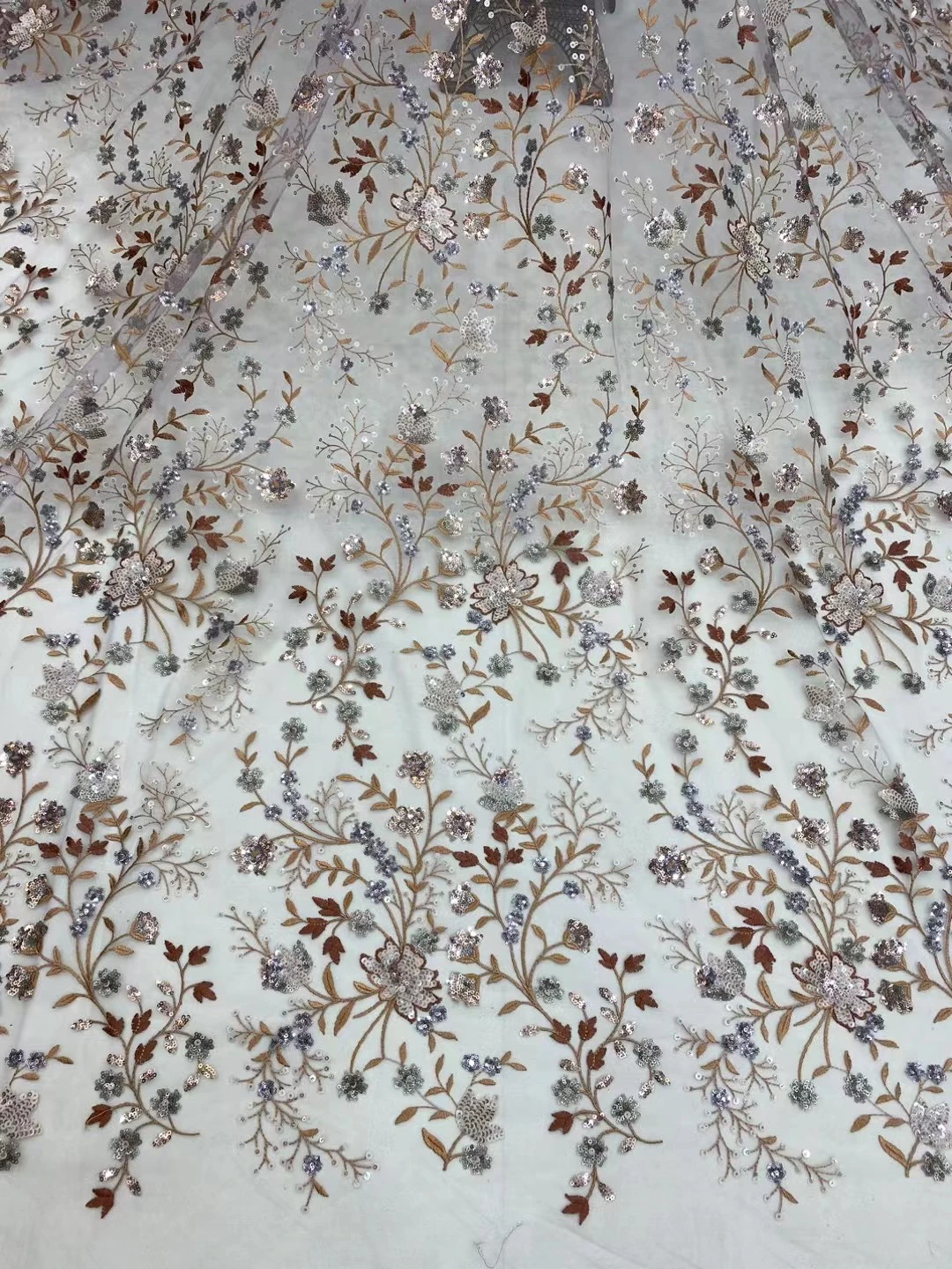 2024 New Colorful Embroidered Lace Fabric For Wedding Evening Dress With Sequins Designer Fabric Tulle Fabric By the 5yards
2024 New Colorful Embroidered Lace Fabric For Wedding Evening Dress With Sequins Designer Fabric Tulle Fabric By the 5yards
