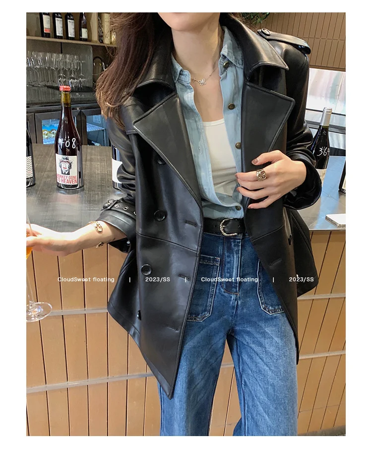 Genuine leather coat for women in spring new style lapel double-breasted short waistband casual temperament long-sleeved
Genuine leather coat for women in spring new style lapel double-breasted short waistband casual temperament long-sleeved